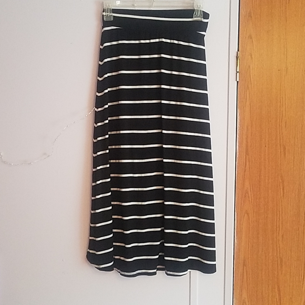 Girls maxi striped skirt